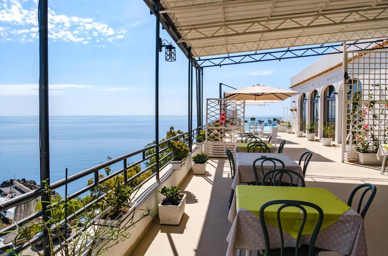 Le Terrazze Sul Mare Apartment *